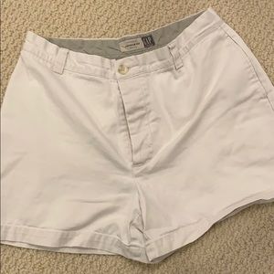 Gap light khaki relaxed fit button fly short